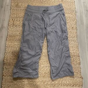 Cropped Lululemon Dance Studio Pants Grey